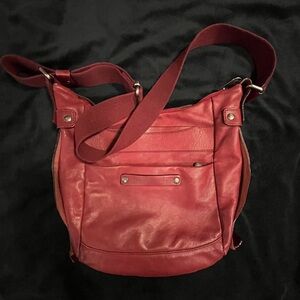 Mandarina Duck Red leather crossbody bag